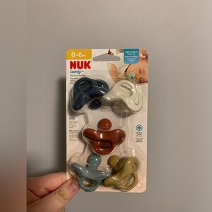NUK Comfy Silicone Pacifiers 5-Pack